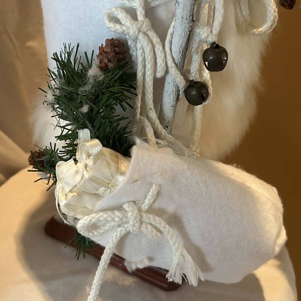 Santa 19" Tall Christmas Santa In White Suit Excellent Pre-owned Condition - Picture 10 of 11